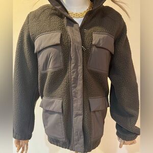 Vuori Olive Fleece Jacket